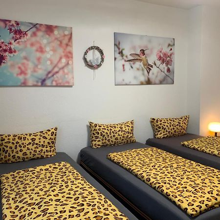 Berlin - Imma Wat Los - Wohnung Fuer 11 Personen Berlim Exterior foto