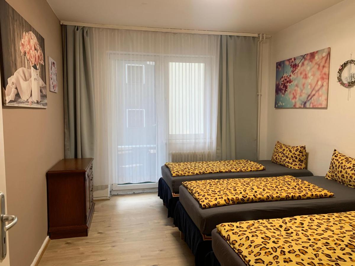 Berlin - Imma Wat Los - Wohnung Fuer 11 Personen Berlim Exterior foto